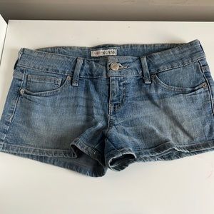 Guess shorts